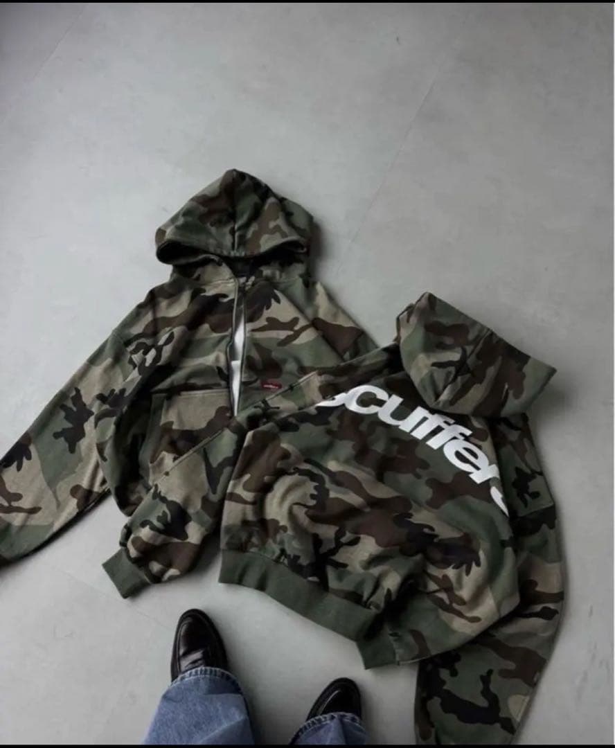 scuffers zip パーカー新品未使用 - メルカリ