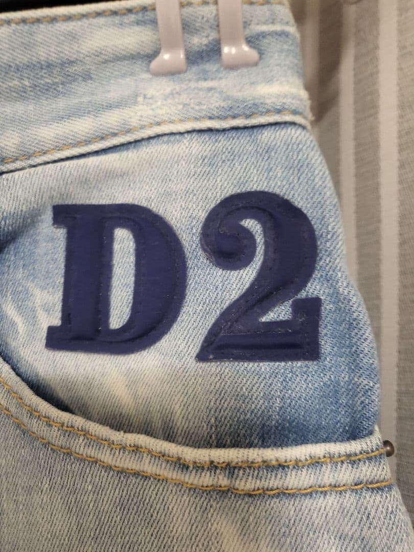 DSQUARED2 アニバーサリースーパーロウ　ディースクエアード　デニム