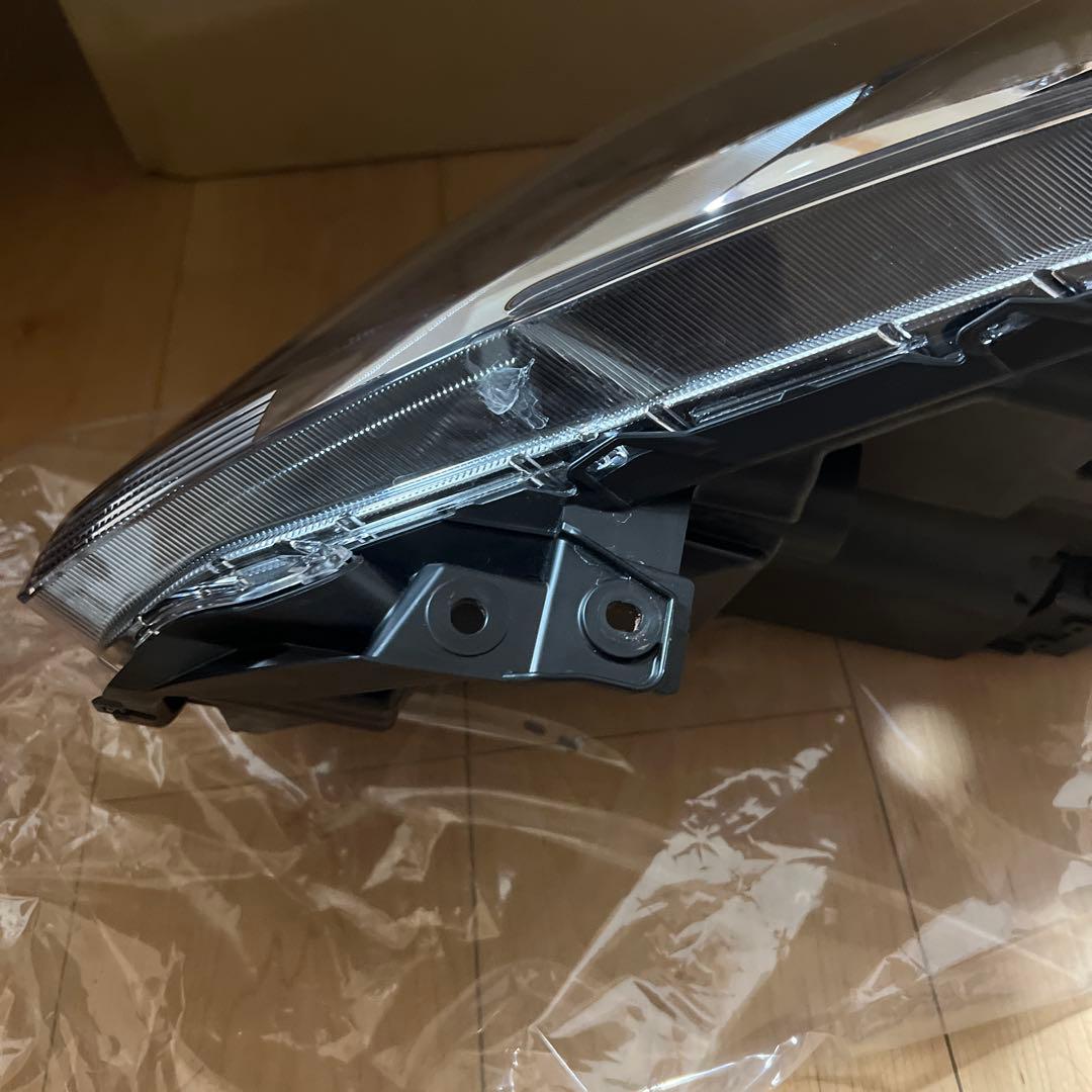 右ヘッドライトユニット スイフトスポーツZC33S35120-52RH2 F