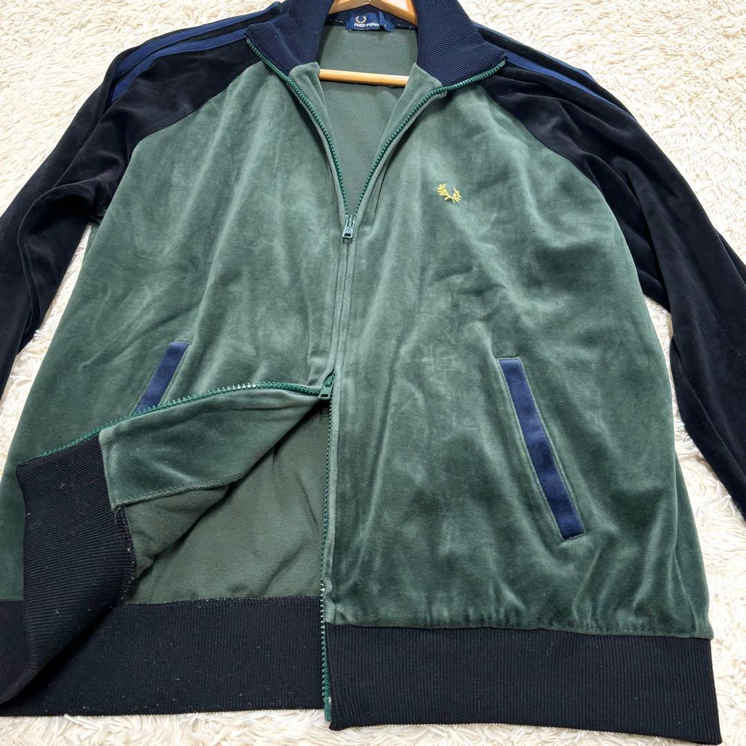 フレッドペリー トラックジャケット ベロア サイドライン 刺繍ロゴ 月桂樹 深緑