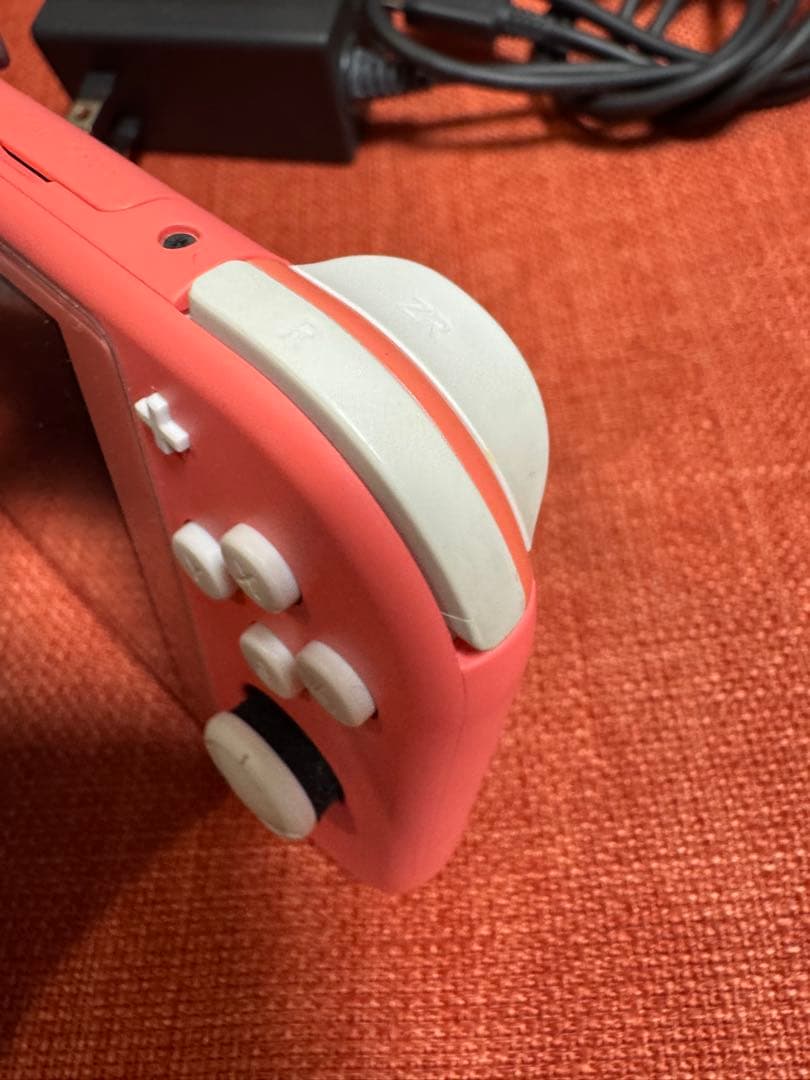 ケース付き Nintendo Switch Lite ピンク sdカード付き