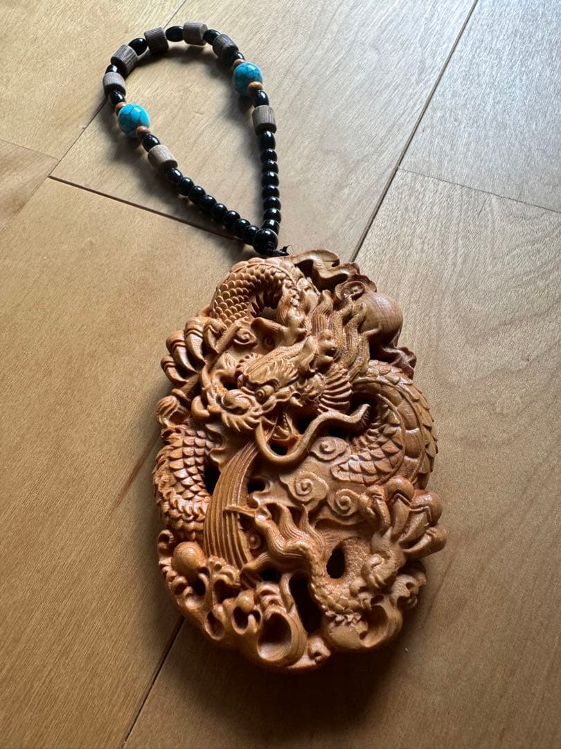 木製　ドラゴン　彫刻　龍　インテリア　新品　未使用　スピリチュアル　運気上昇