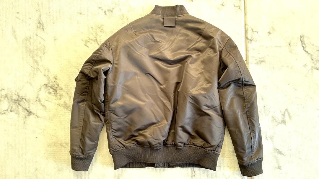 美品！ユニクロ ＋J ジルサンダー MA-1 ダウン Mサイズ