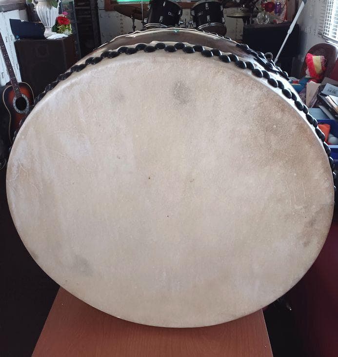 和太鼓(直径約50cm)