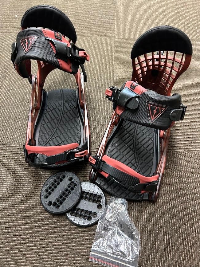 スノーボードバインディング10個セット　激安