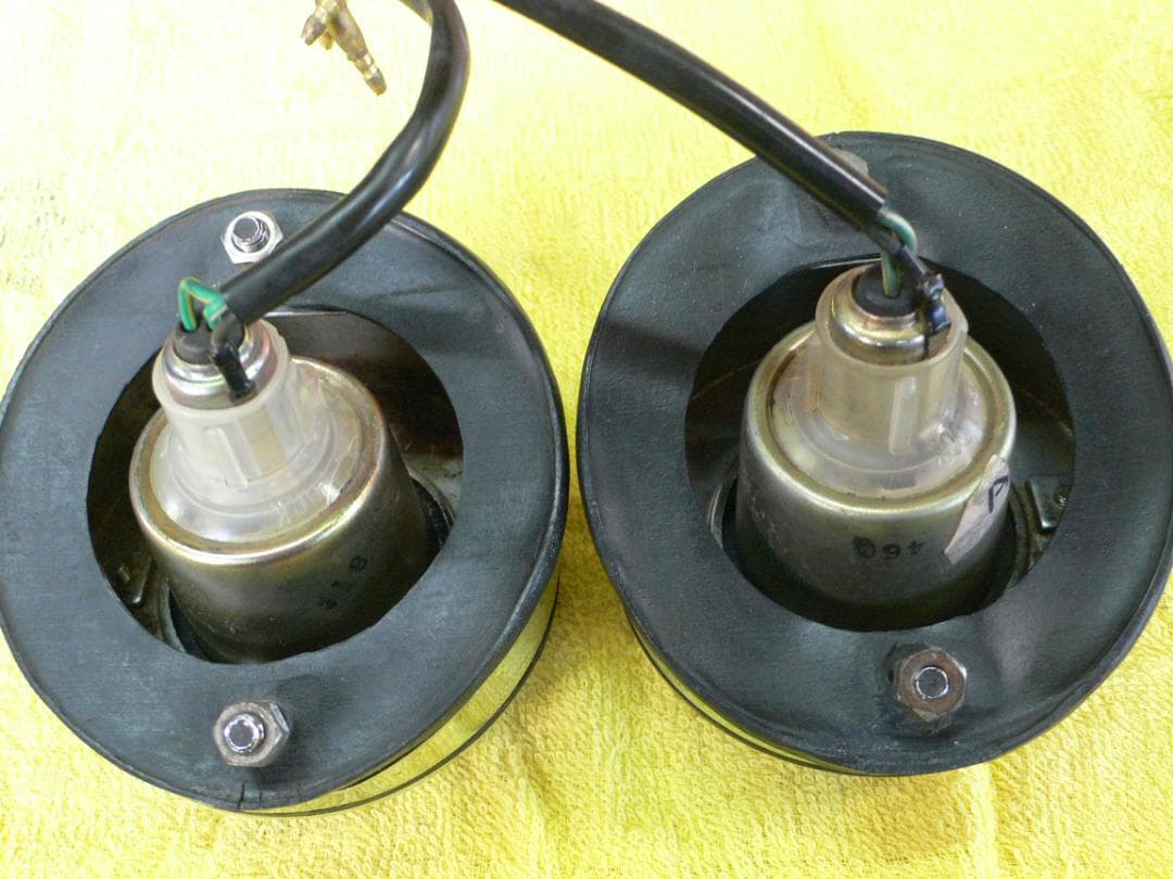 フェアレディ―SP,SR用テールランプ　 メッキ仕上げ 2個セット