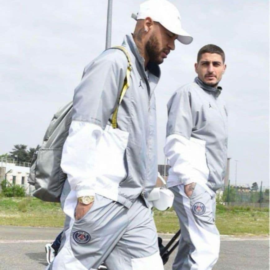 レア】PSG × JORDAN ナイロン セットアップ パリサンジェルマン - メルカリ