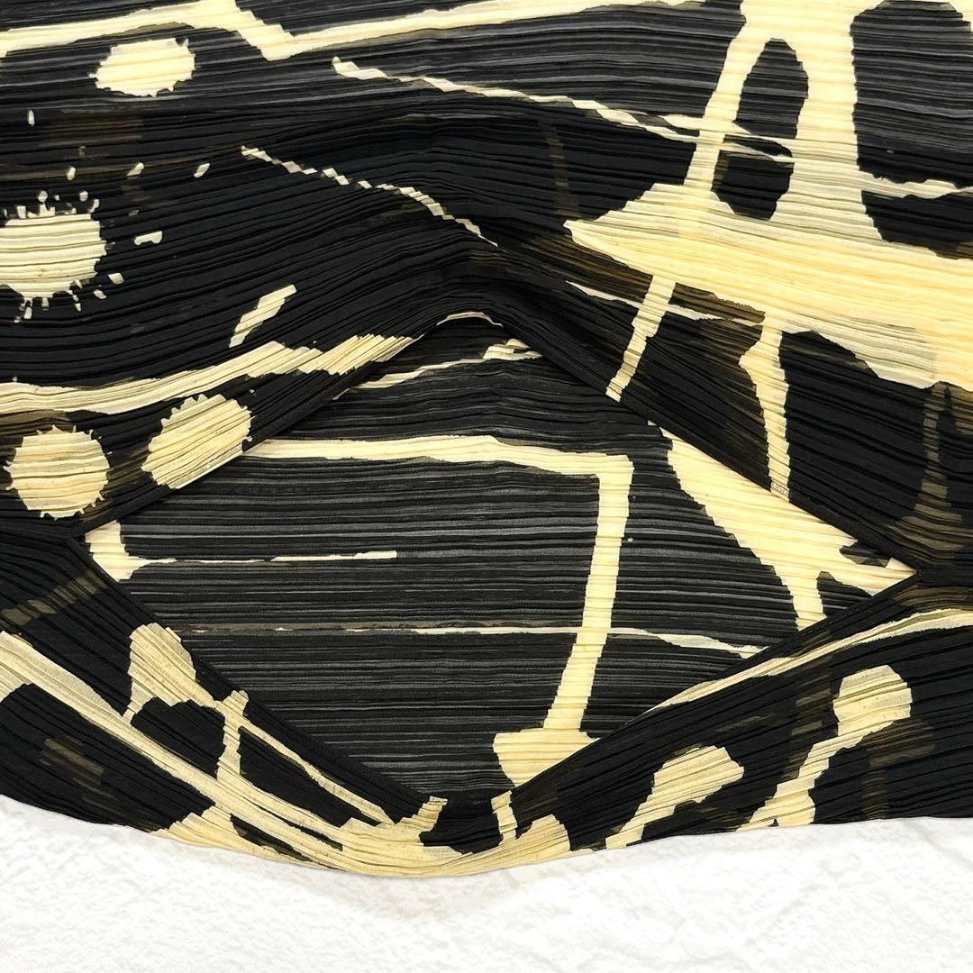 PLEATS PLEASE プリーツプリーズ　突然の雨　ポンチョ　ケープ　総柄