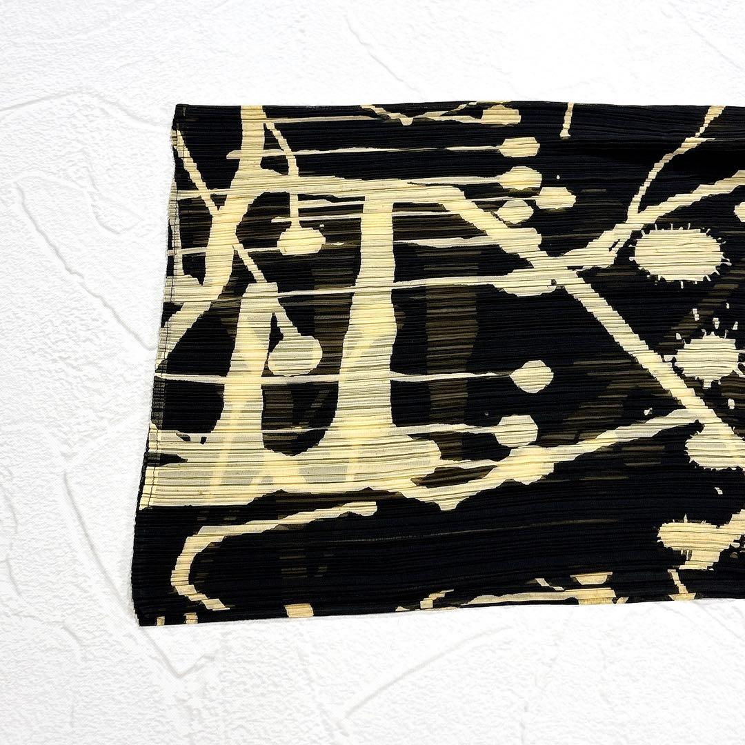 PLEATS PLEASE プリーツプリーズ　突然の雨　ポンチョ　ケープ　総柄