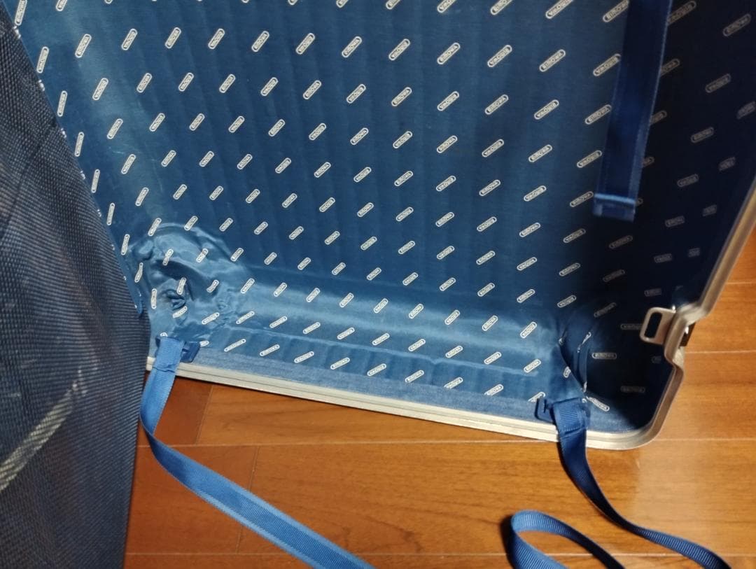 リモワスーツケース　トパーズ　104リットル　4輪　廃版ヴィンテージモデル