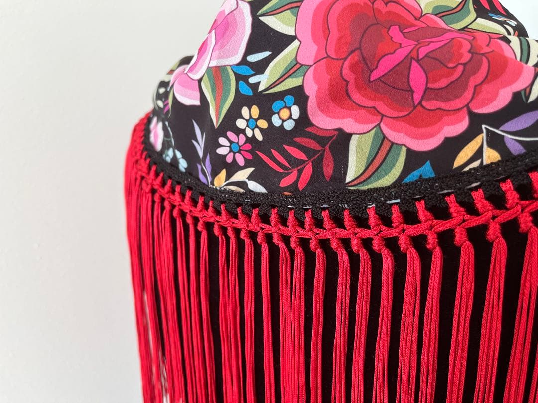 フラメンコ マントンシージョ ブラックマントン風花柄水玉 ダーク