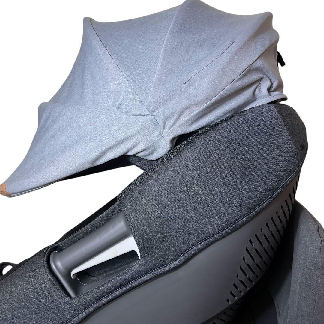 Combi コンビ THE S ISOFIX ZA-670 チャイルドシート