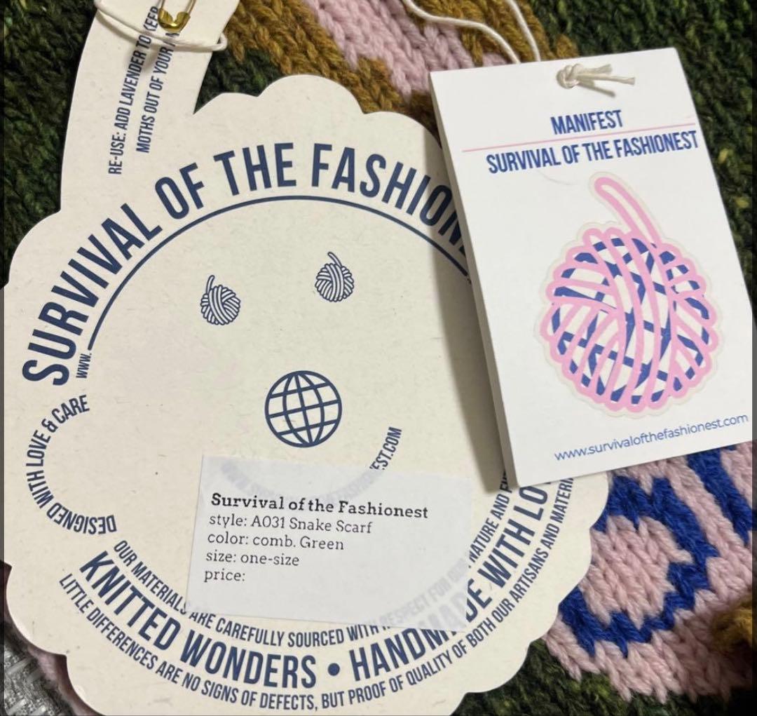 SURVIVAL OF THE FASHIONEST マフラー　ポーカーズ