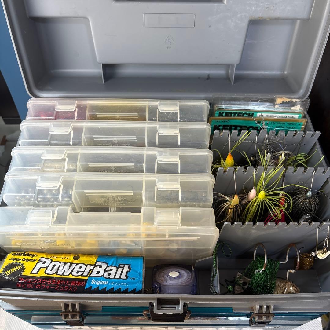 【東京港区三田三丁目】中古セット ルアー&タックルボックス