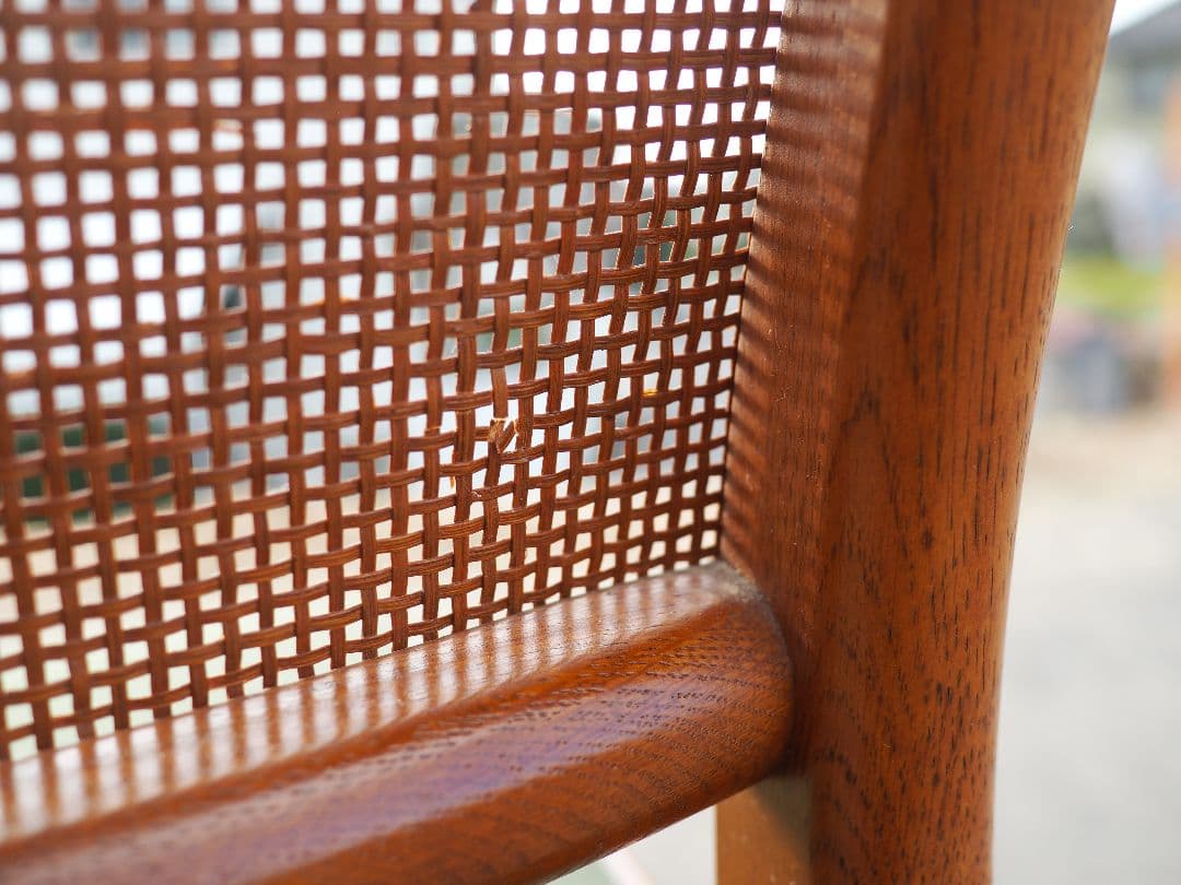 “karimoku”オールドカリモクラタンチェア