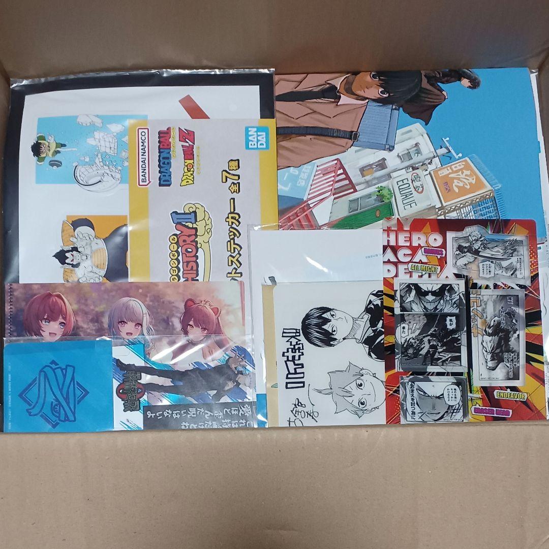 500点以上!! 紙類、薄物 アニメグッズ キャラクターグッズ 大量まとめ売り