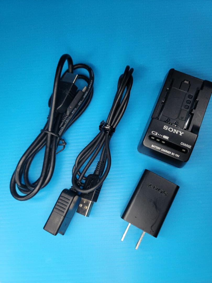 【美品】SONY HDR-CX675（W） 　“新”「空間光学手ブレ補正」