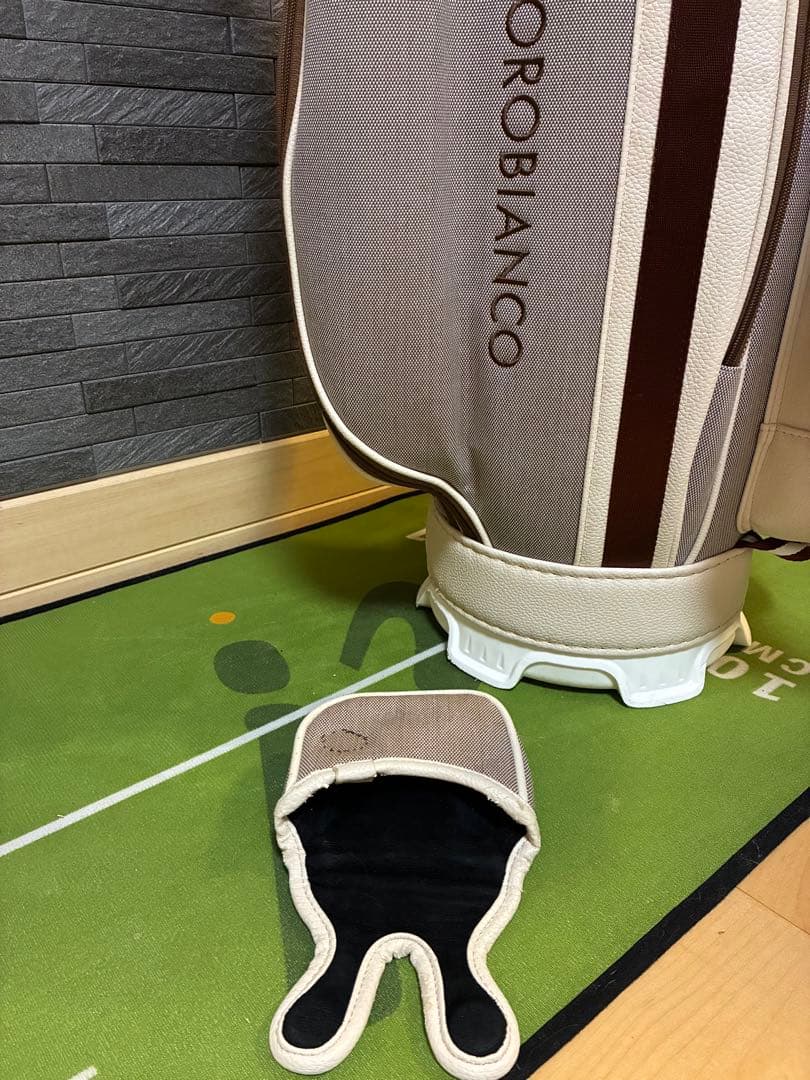 美品　OROBIANCO オロビアンコ　年末年始対応可能です。