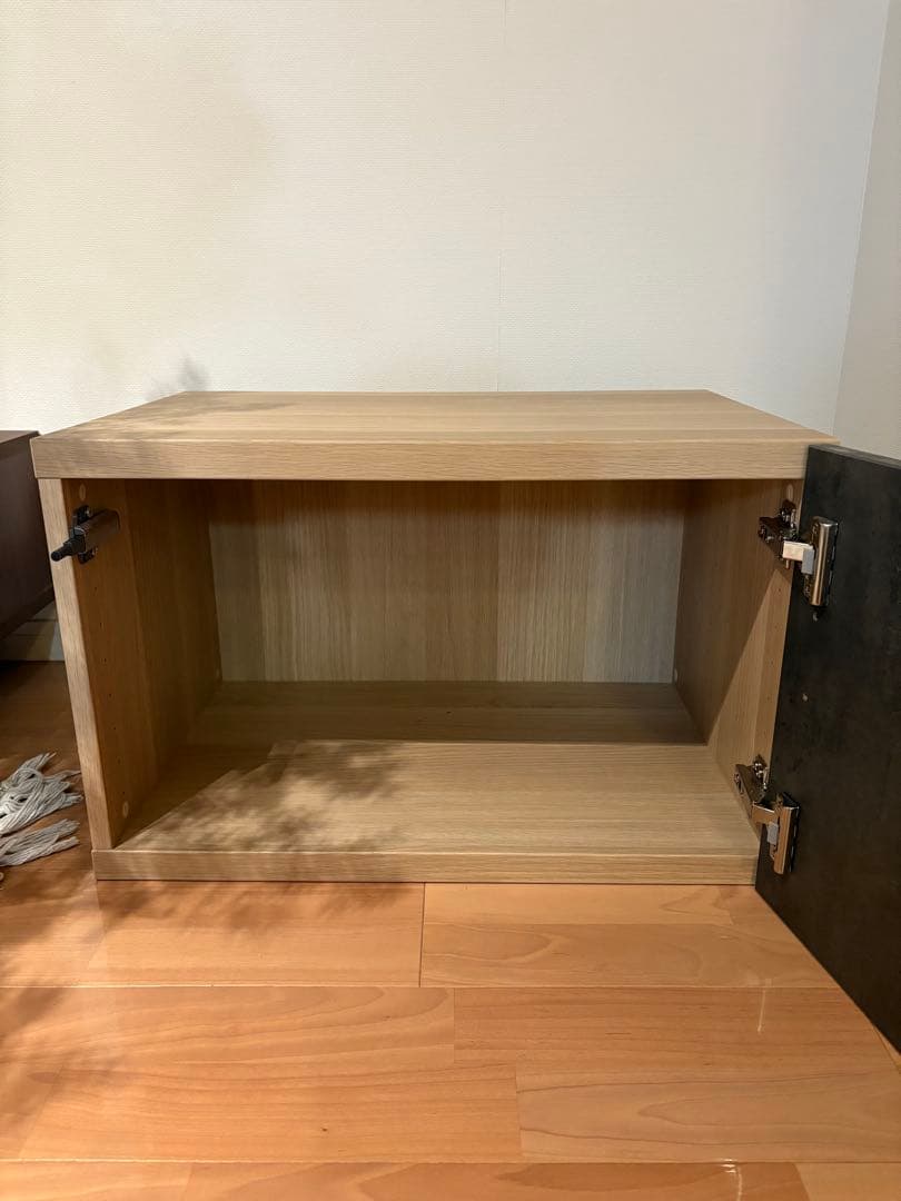 ★IKEA BESTA ベストー シェルフ★幅60x奥行42x高さ38 cm