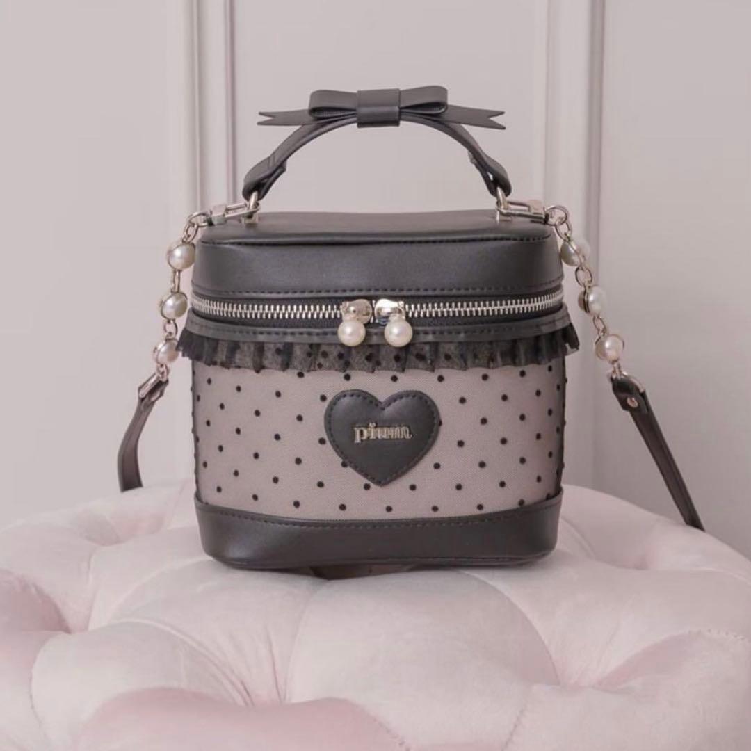 pium ハートドットチュールバニティ ブラック×ピンク - メルカリ