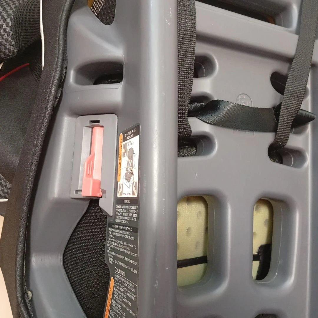 【美品】Combi コンビ ジョイトリップ エッグショックGC チャイルドシート