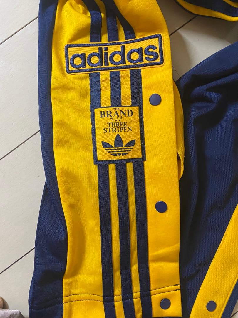 《新品未使用 サイズL》アディダスアディブレイクトラックパンツファイヤーバード