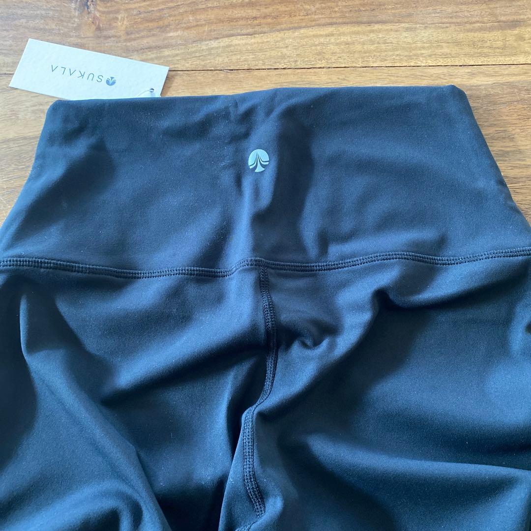 【美品】SUKALA ヨガウェア 上下セット ホットヨガ LAVA S