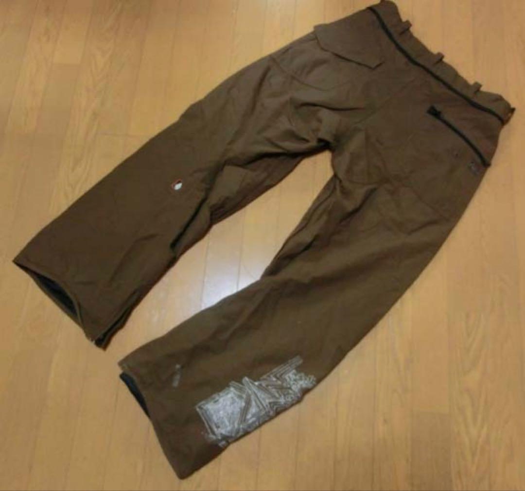 VOLCOMウェア上下 クリーニング撥水加工済み！