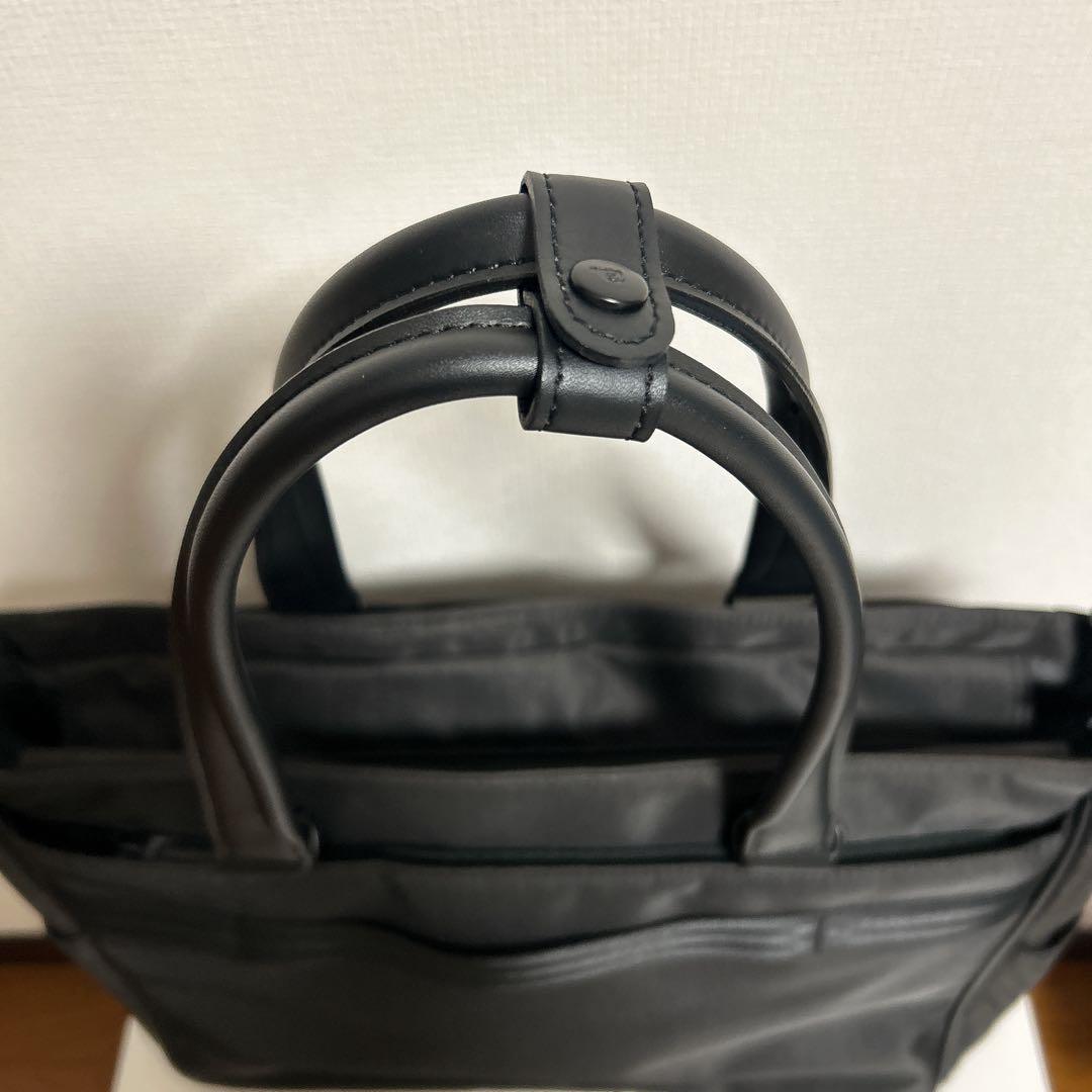 極美品 ace エース　トートバッグ　ビジネスバッグ B4 PC対応 ナイロン