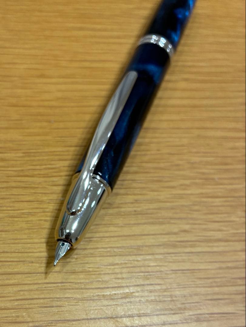 パイロット（PILOT）万年筆 キャップレスSE マーブルブルー/ペン種:EF