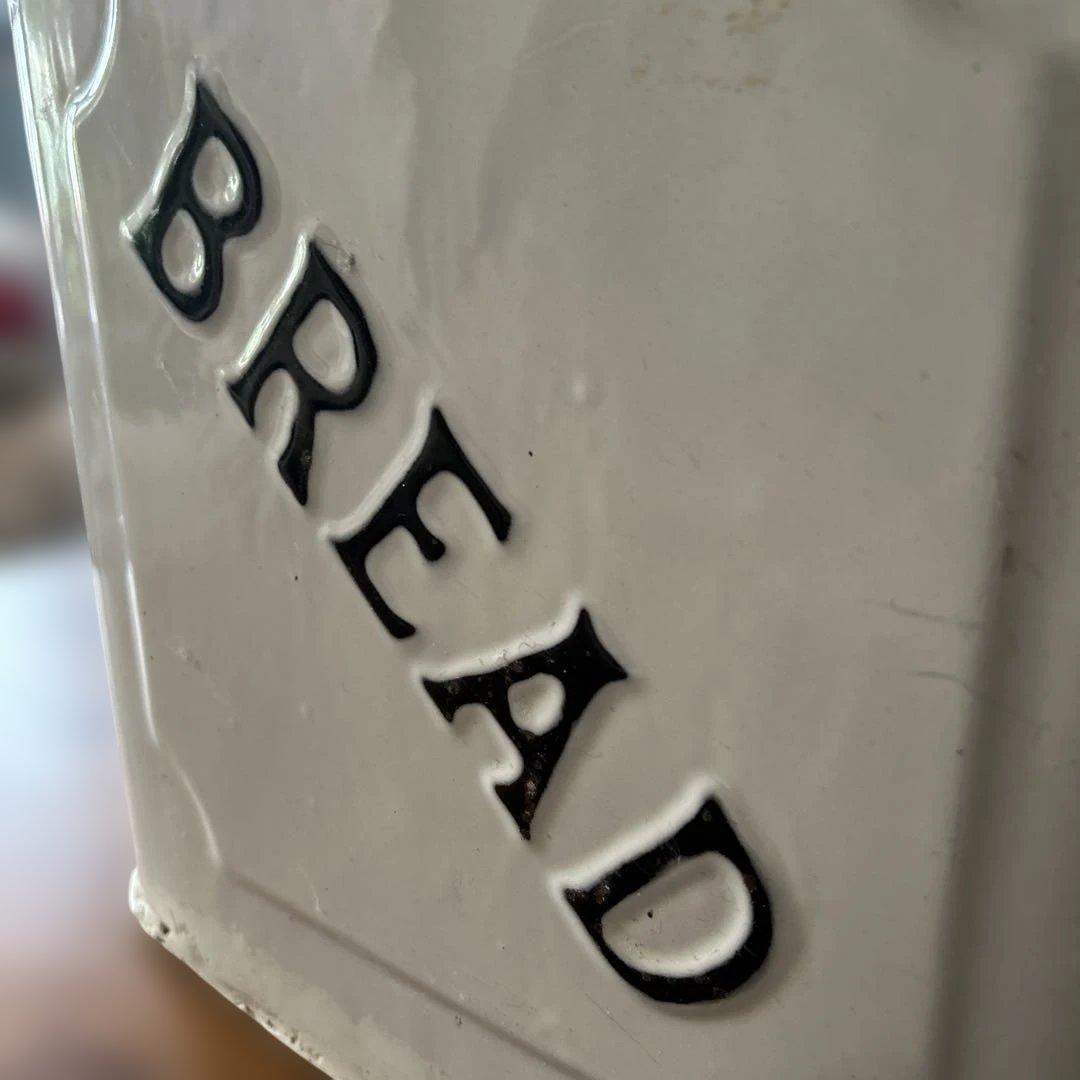 専用です！⭐︎イギリスアンティークBREAD缶　蓋付き⭐︎