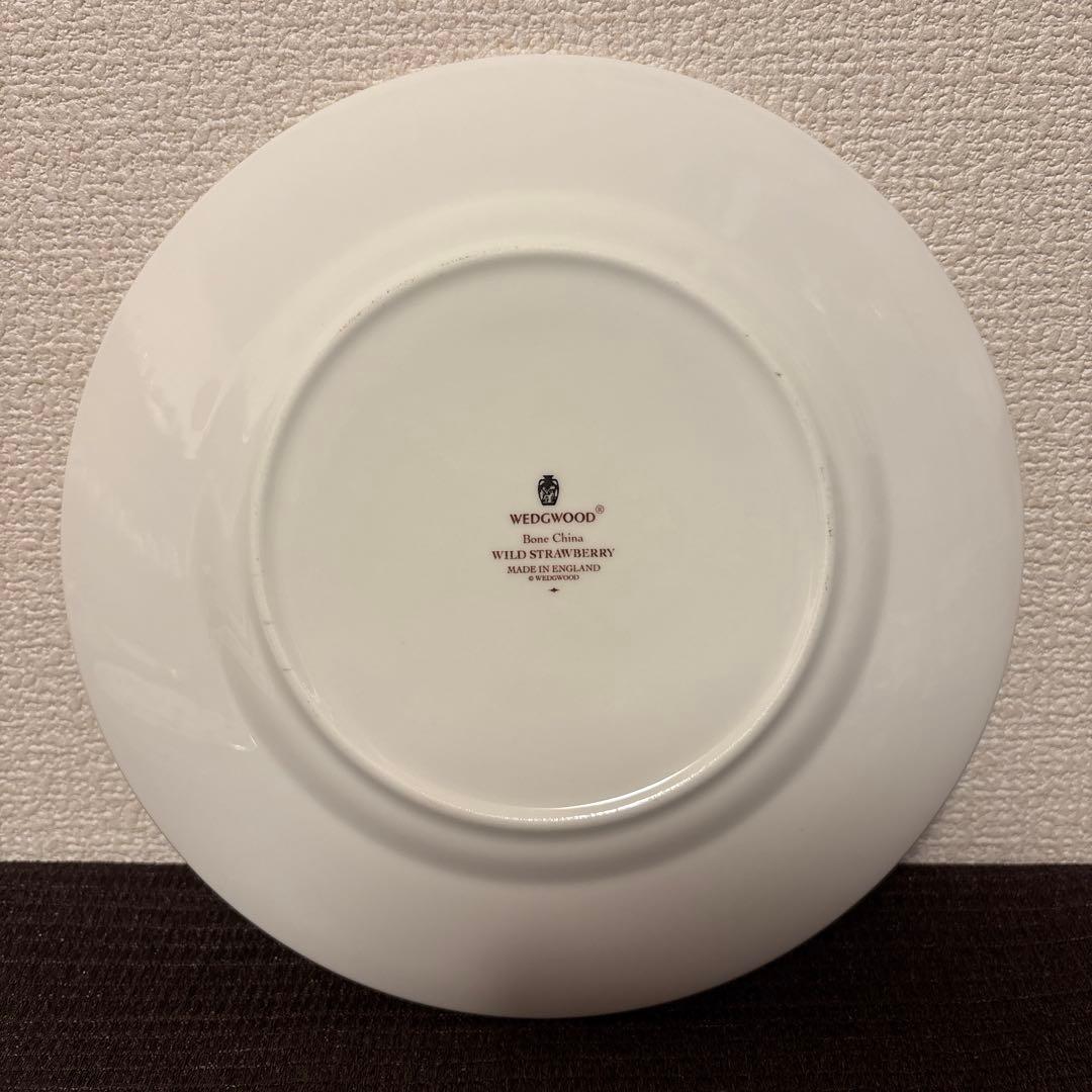 ウェッジウッド　ワイルドストロベリー　デザートプレート　20.5cm
