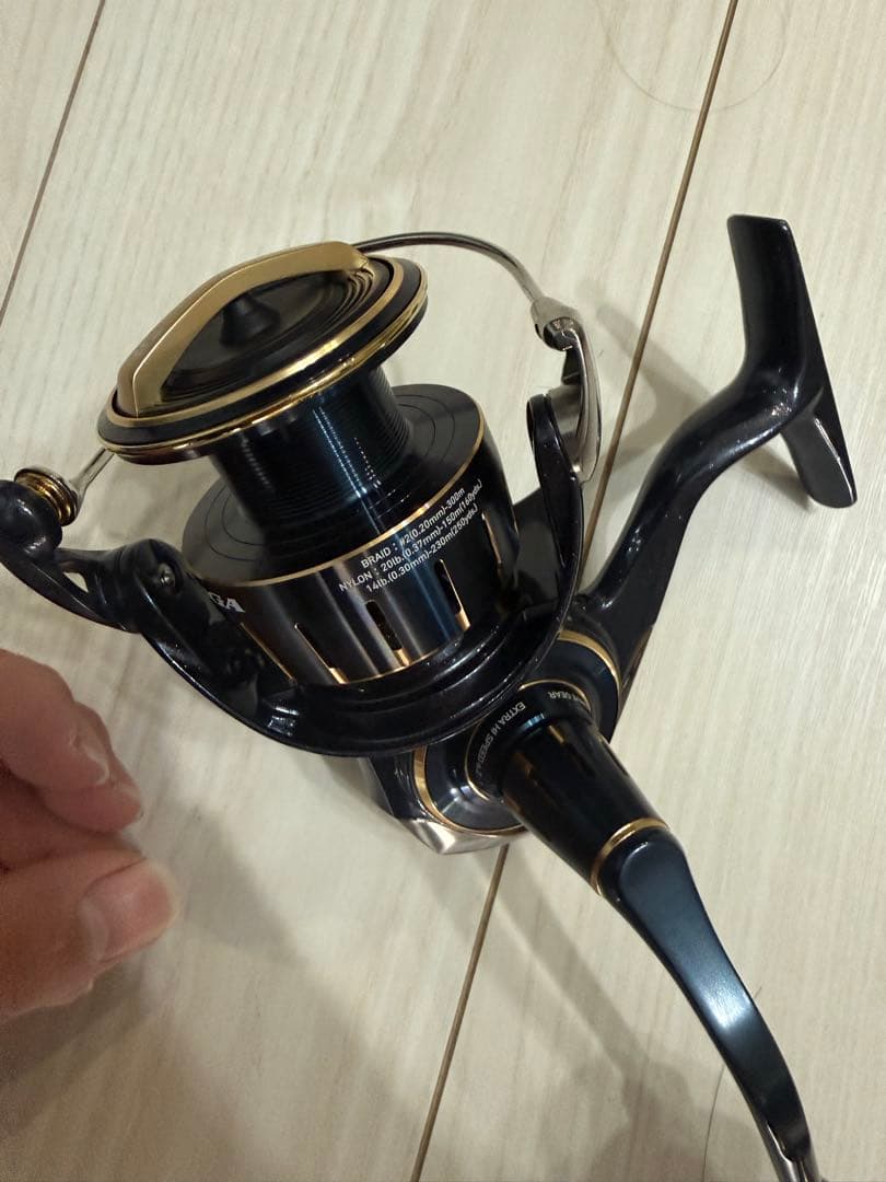 Daiwa 23Saltiga 4000-XH スピニングリール