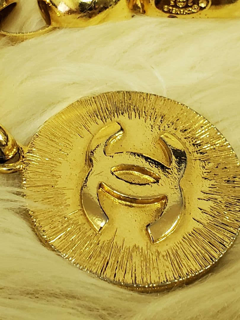 CHANEL シャネルゴールドチェーンベルト