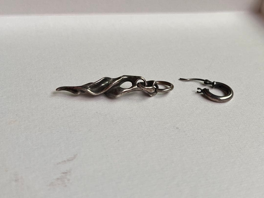 GACKT シルバーアクセ　ピアス　ダイヤ　DARTS