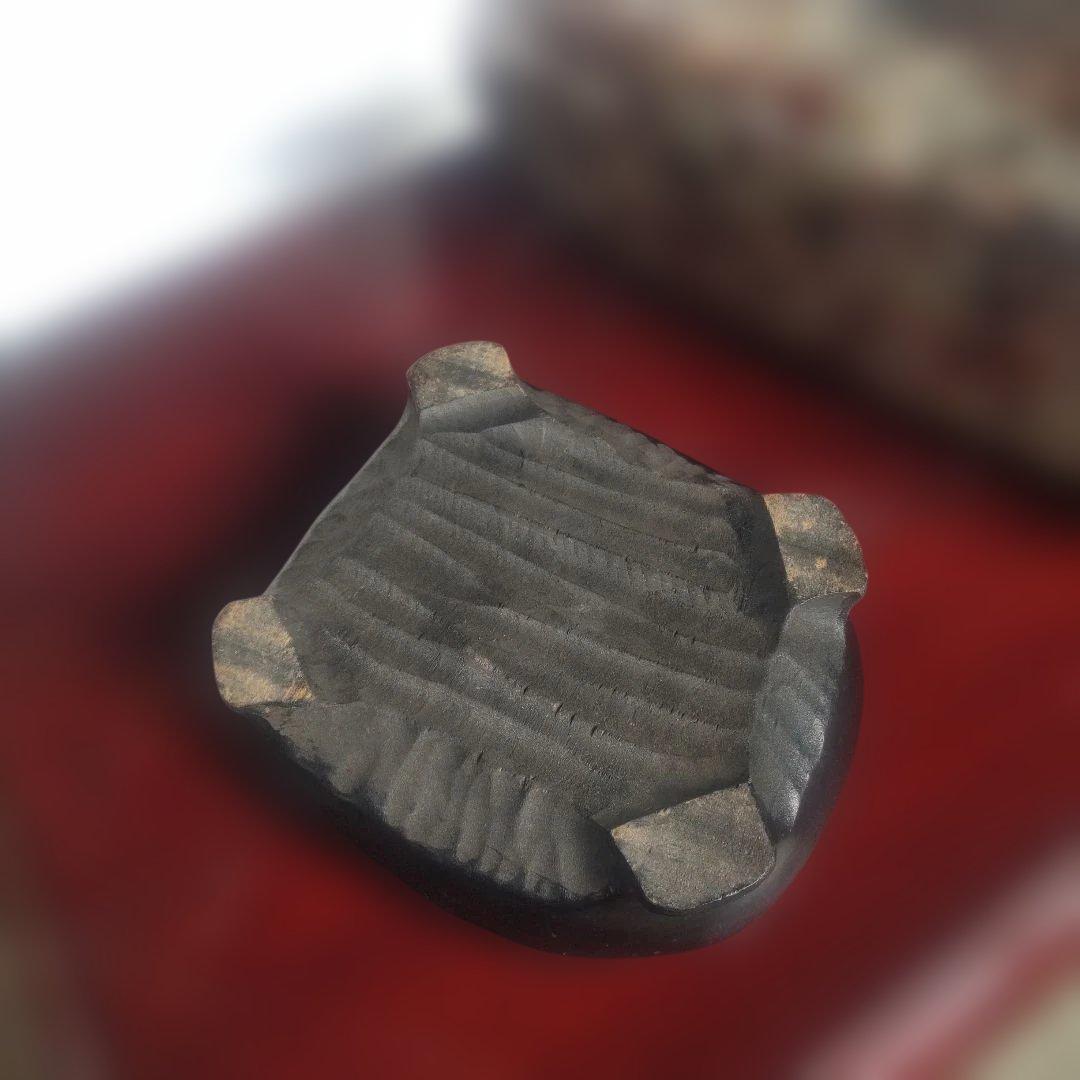 花紋石　青森県深浦町産　４０６０g　管理No.71105