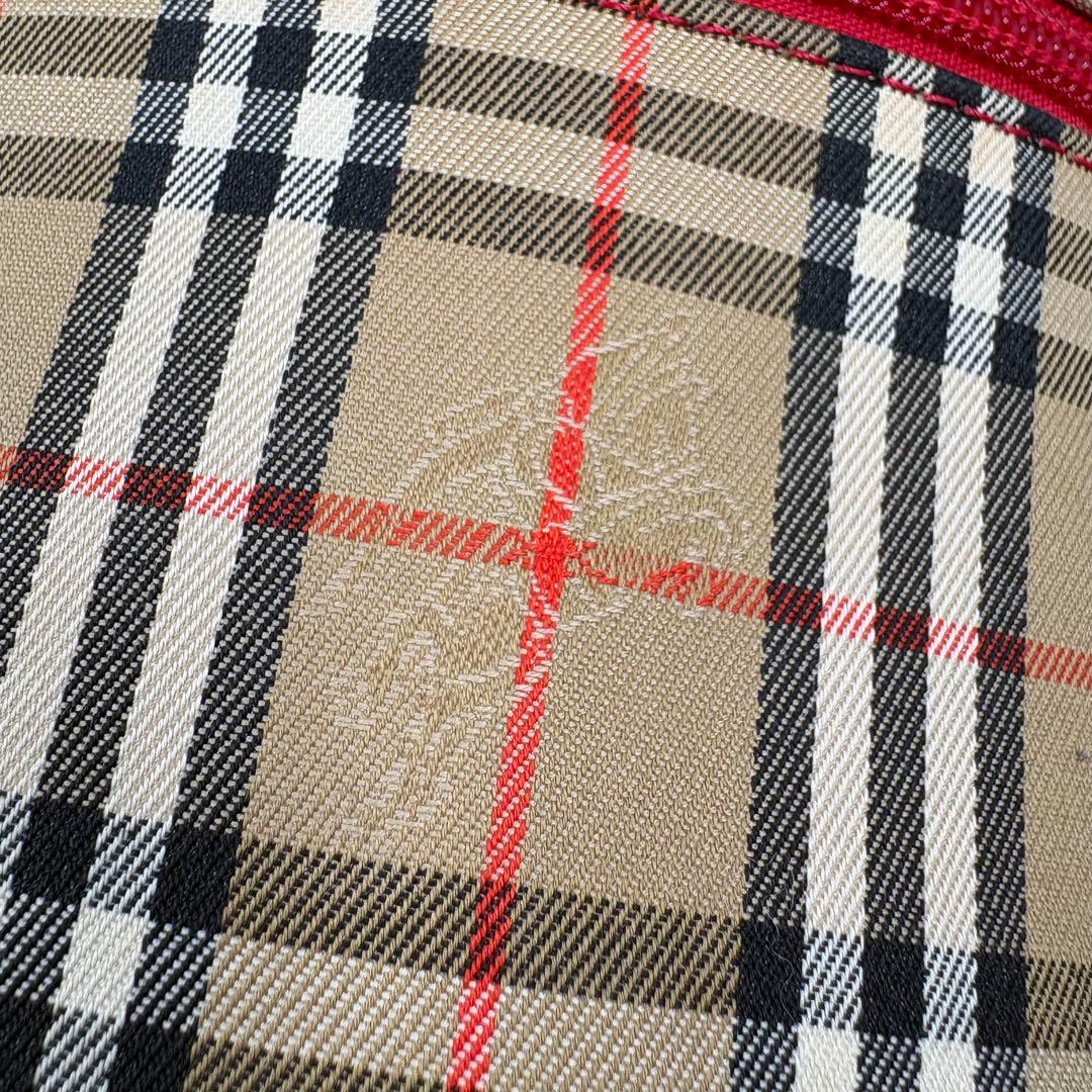 美品【BURBERRY】バニティバッグ ノバチェック レッド シャドーホース