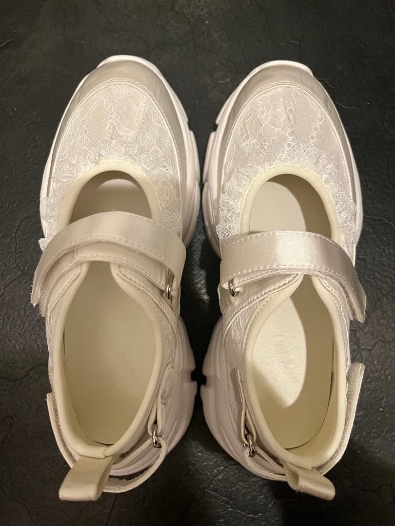 merry jenny レースアップバレエスニーカー