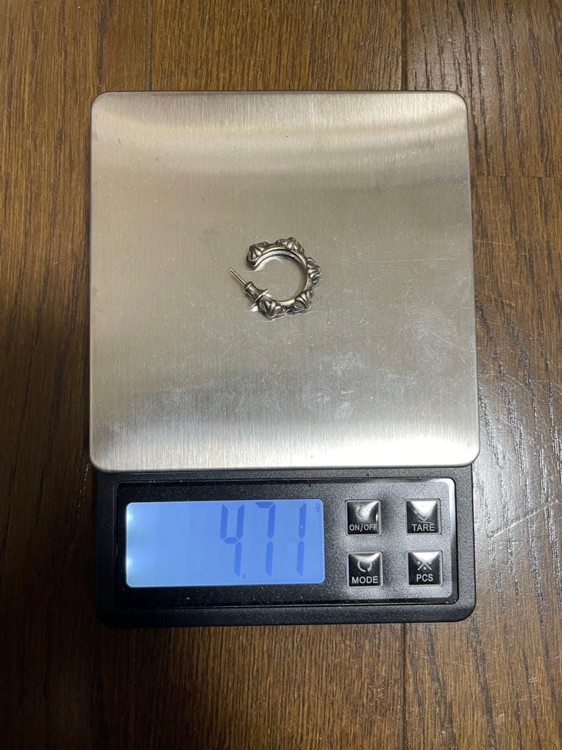 クロムハーツ クロスバンド フープ ピアス