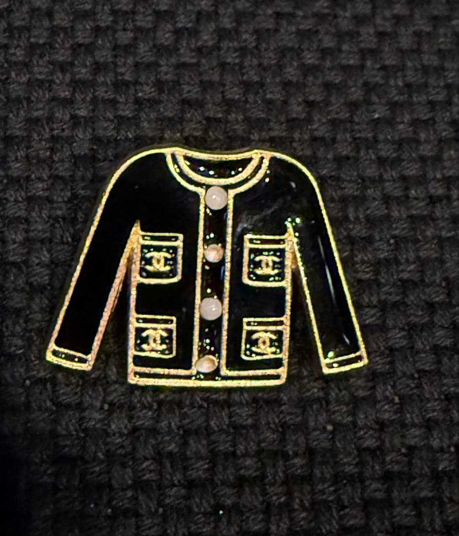 CHANEL ブローチセット（帽子・ハイヒール・ジャケット）