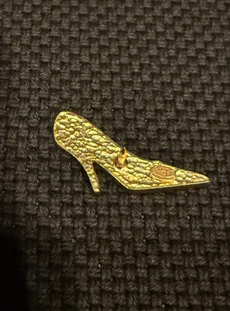 CHANEL ブローチセット（帽子・ハイヒール・ジャケット）