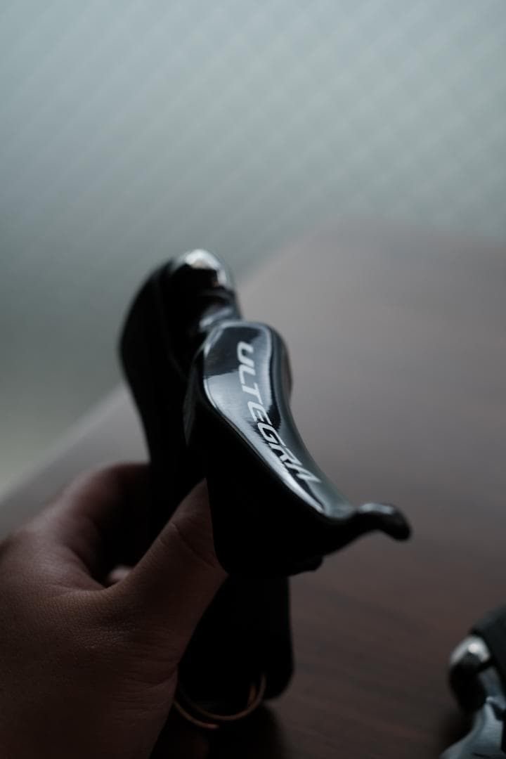 【未使用】Shimano Ultegra ST-R8025 油圧式 左右シフター