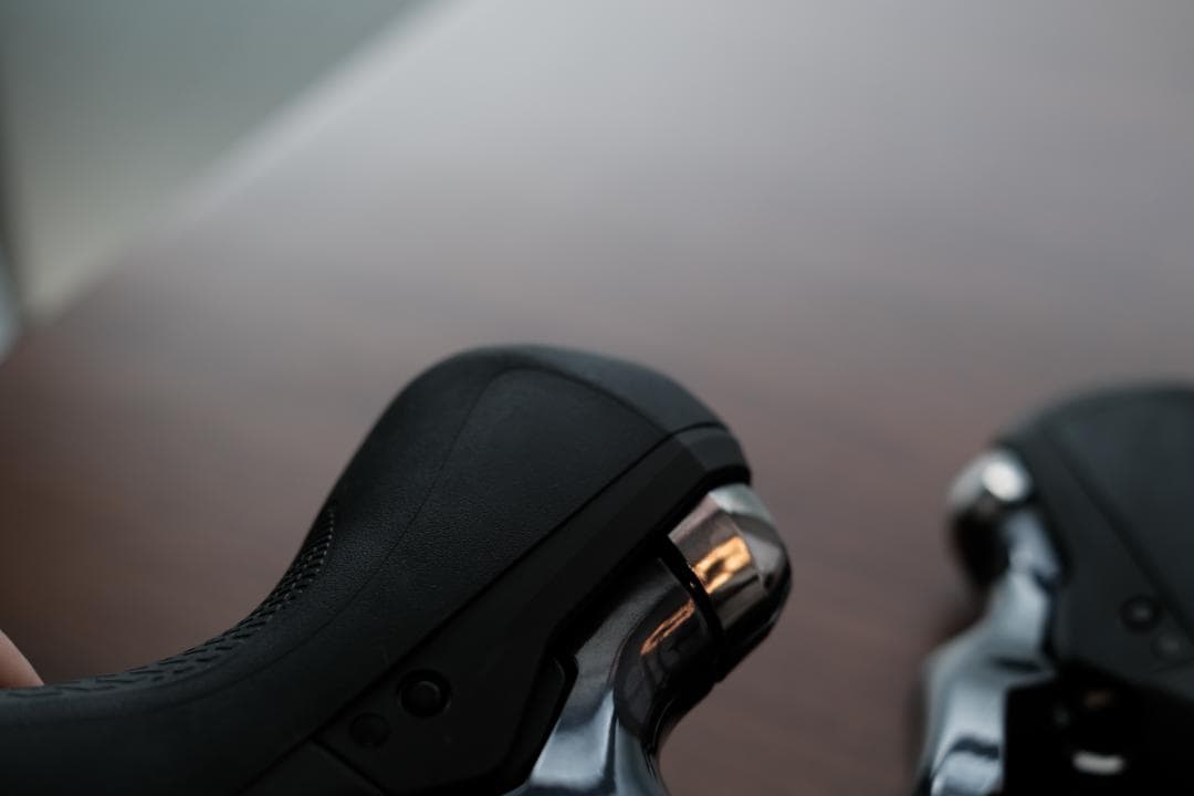 【未使用】Shimano Ultegra ST-R8025 油圧式 左右シフター