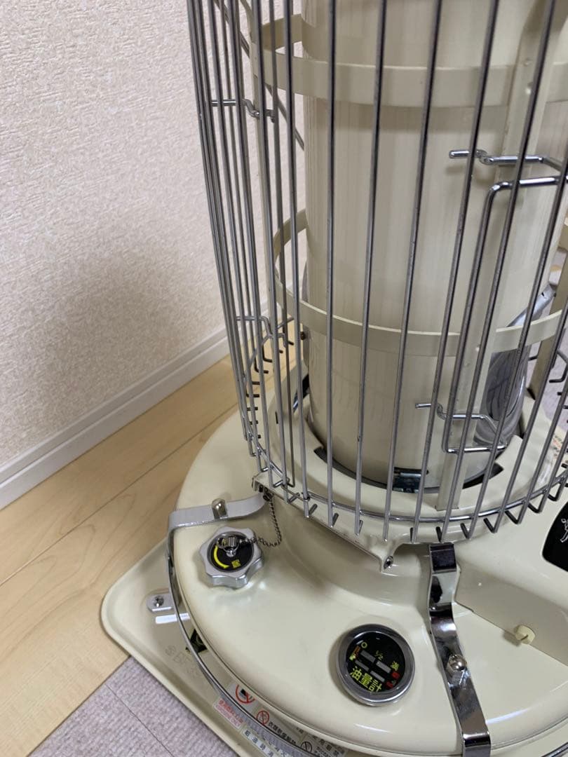 アラジン ブルーフレームヒーター クリーム色 石油ストーブ BF3911