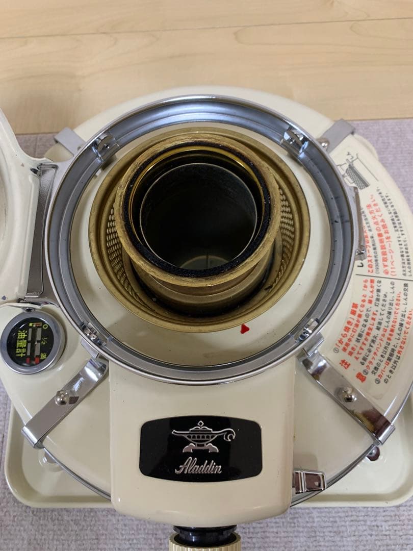 アラジン ブルーフレームヒーター クリーム色 石油ストーブ BF3911