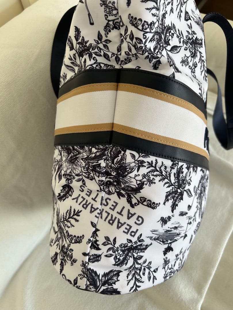 美品‼️ パーリーゲイツ ロッカーバッグ トートバッグ 花柄 ホワイト 大容量