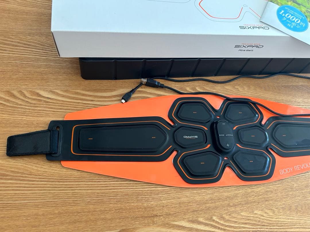 シックスパッド　アブズベルト　ウエスト　ダイエット　エクササイズ　トレーニング