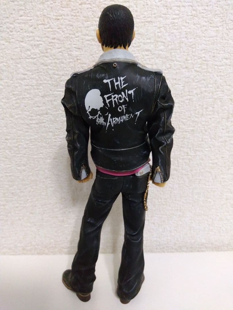 クローズ×WORSTフィギュア 鈴川信之介 甲斐泰典 FBG2体セット - メルカリ