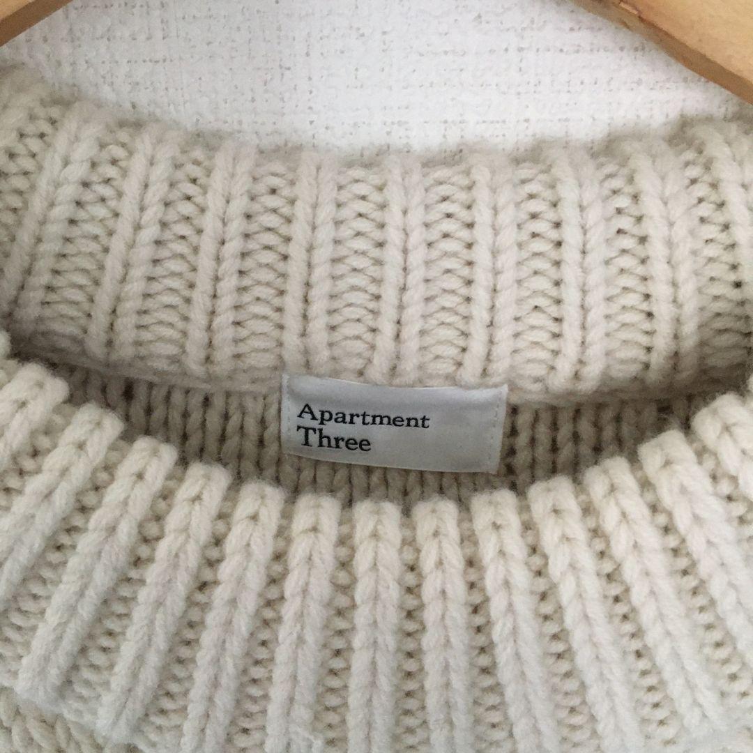 美品　Apartment Three - ケーブルニット（オフホワイト）