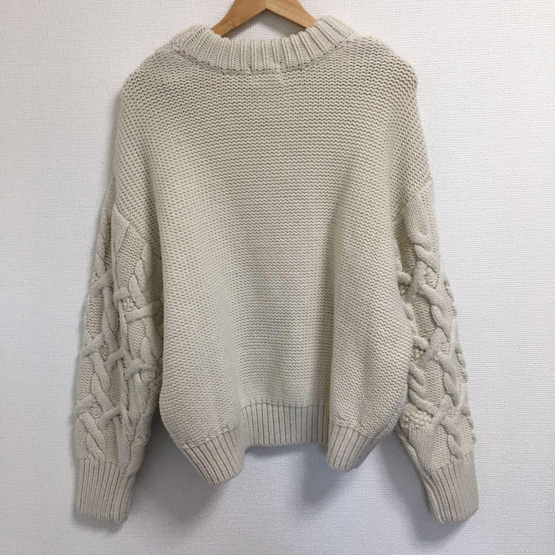 美品　Apartment Three - ケーブルニット（オフホワイト）
